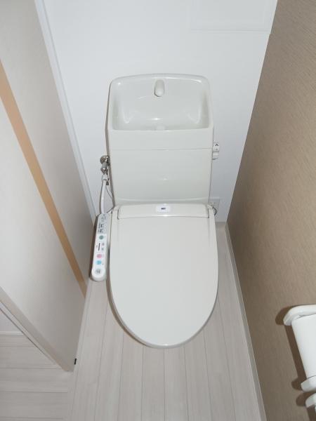 トイレ　トイレ