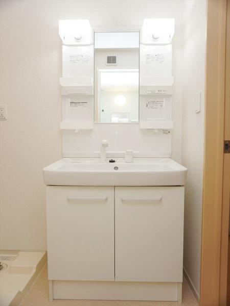 洗面設備　洗面所