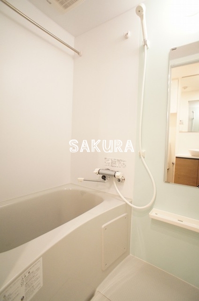 バス・シャワールーム　日々の疲れを癒すお風呂です♪