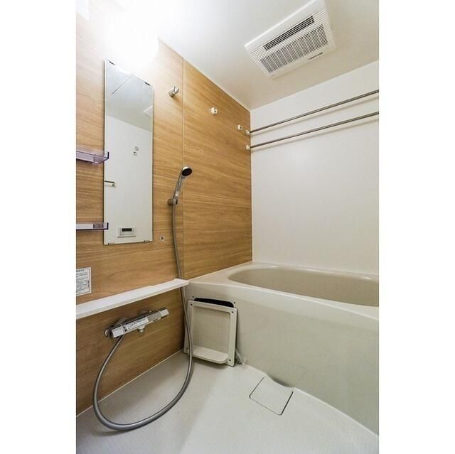 バス・シャワールーム　きれいなお風呂です