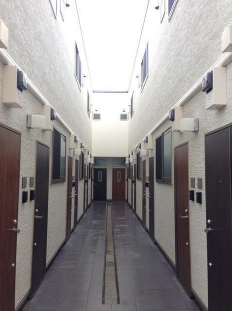 エントランス　エントランス