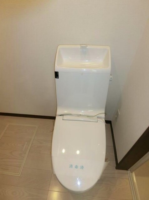 トイレ　トイレ