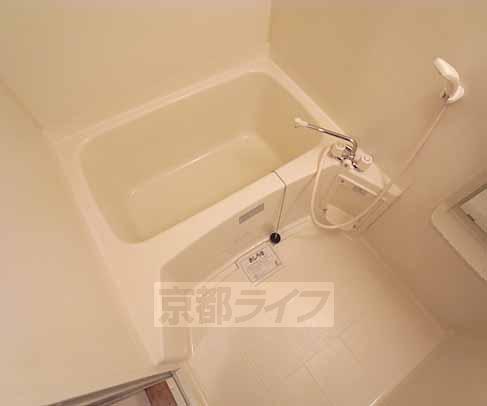 バス・シャワールーム　お風呂です。