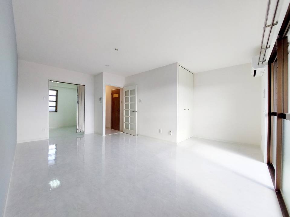 居室・リビング　リビング