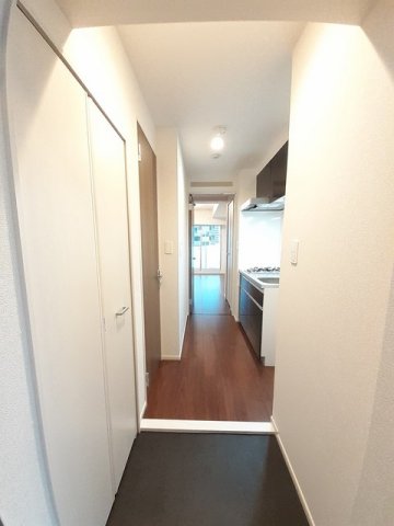 玄関　収納もある玄関です