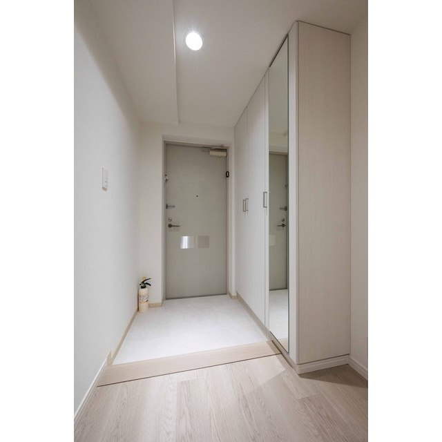 玄関　別部屋のイメージ写真です