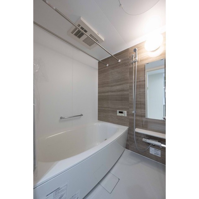 バス・シャワールーム　別部屋のイメージ写真です