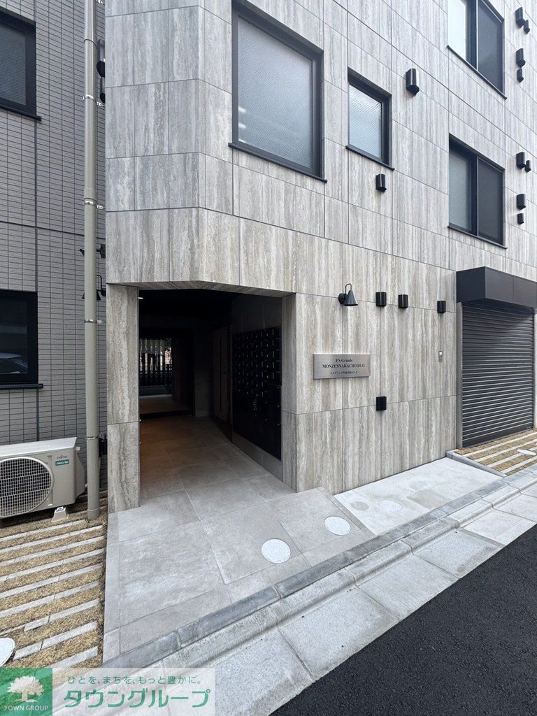 エントランス　エントランス