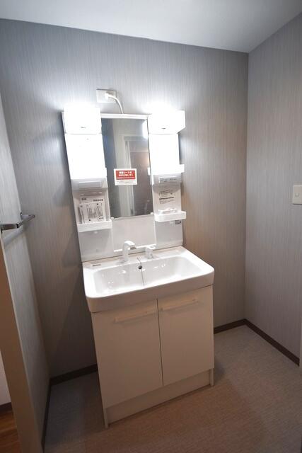 洗面設備　＊参考写真＊