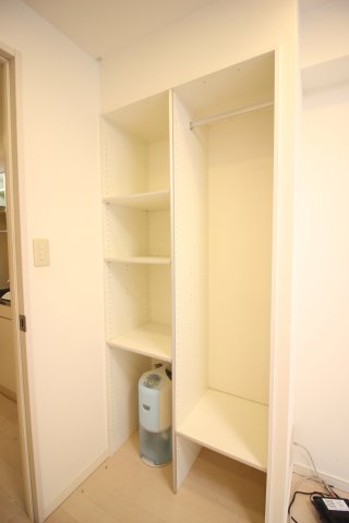 収納　イクス　ピア　文京区本駒込3