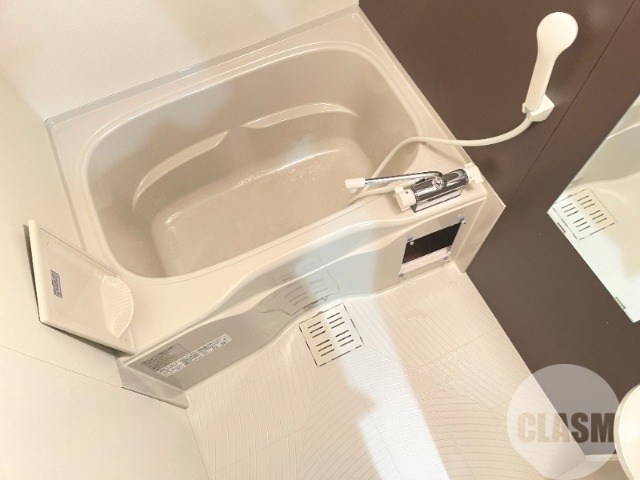 バス・シャワールーム　浴室乾燥機付きバス♪