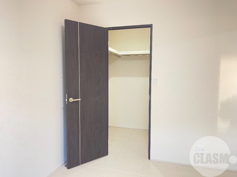 収納　ウォークインクローゼット