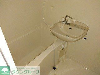 バス・シャワールーム　同タイプの部屋になります。