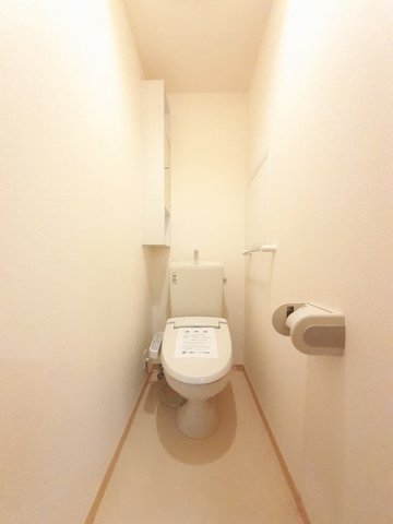 トイレ　ゆったりとした空間のトイレです