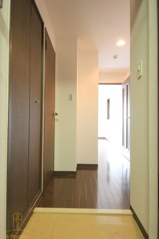 玄関　リーガル天神橋