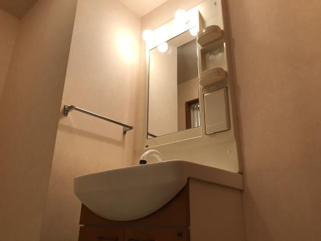 洗面設備　洗髪洗面化粧台