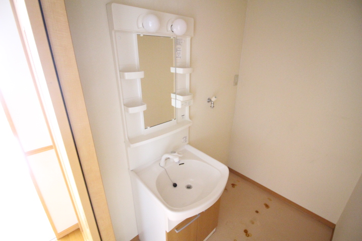 洗面設備　独立洗面台です♪