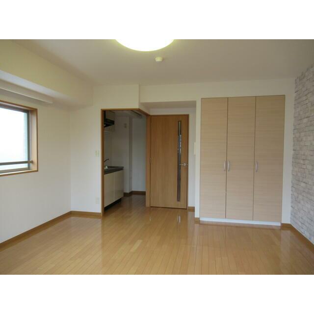 居室・リビング　１０．４帖洋室