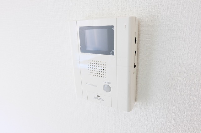 セキュリティ　写真は同建物の別部屋を参考に掲載しております。