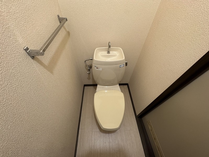 ガーデンハイツ緑ケ丘C,Dのトイレ写真