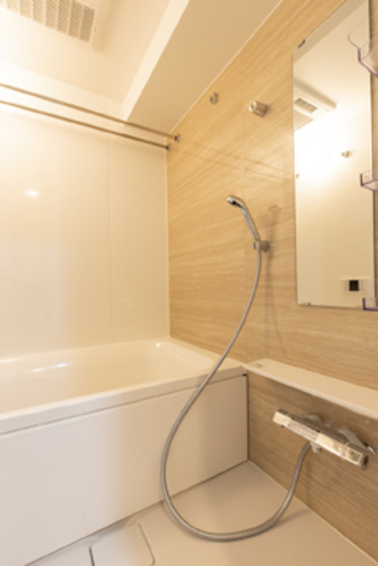 バス・シャワールーム　※写真は同タイプ住戸です。