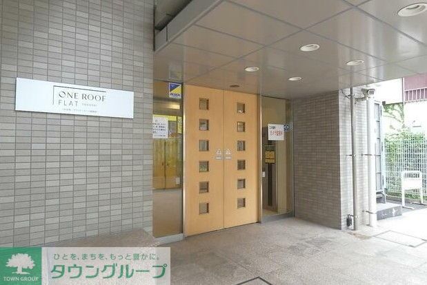 エントランス　エントランス