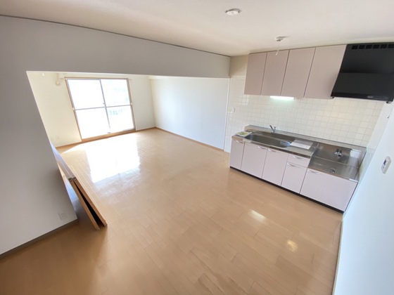 居室・リビング　※別部屋の写真です