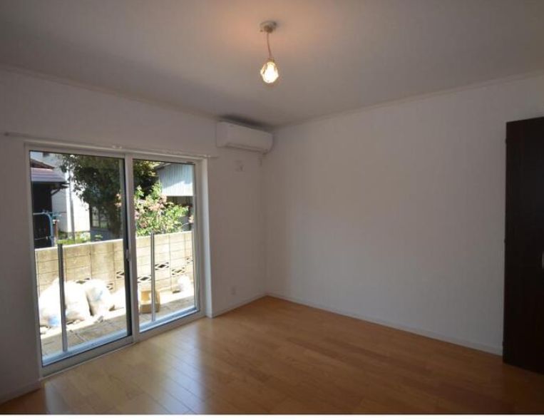 居室・リビング　居間です