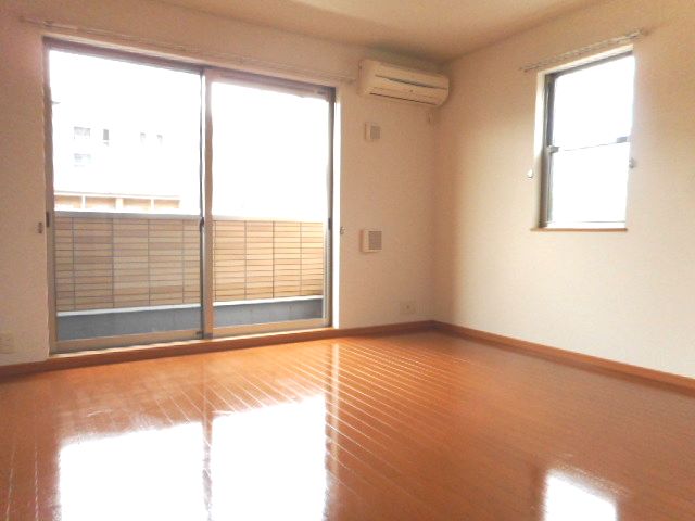 居室・リビング　※同物件・同タイプの写真です。