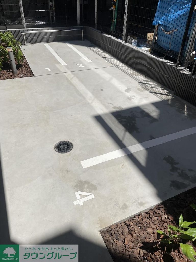 その他　バイク置場