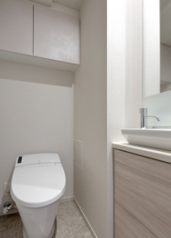 トイレ　※別室参考写真