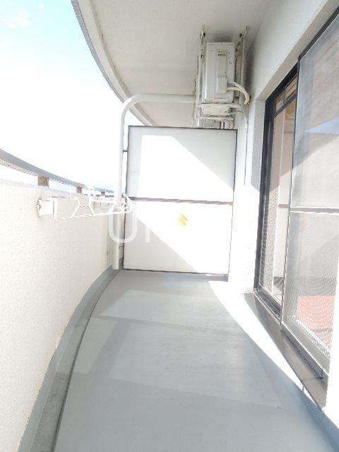 バルコニー　別部屋のお写真です。ご参考までに！