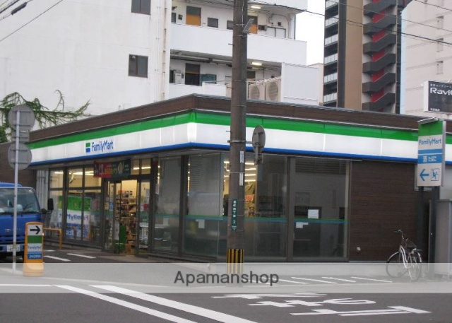 コンビニ　ファミリーマート（コンビニ）まで344m