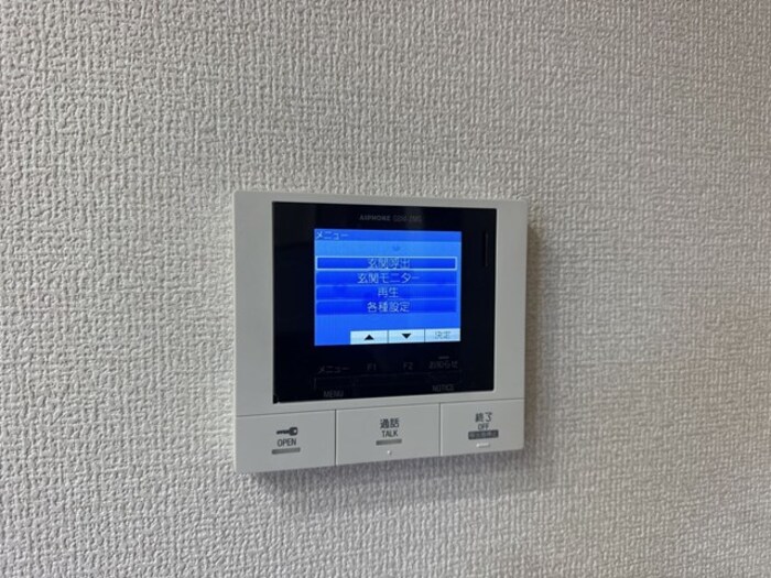 セキュリティ　モニター付きインターホン