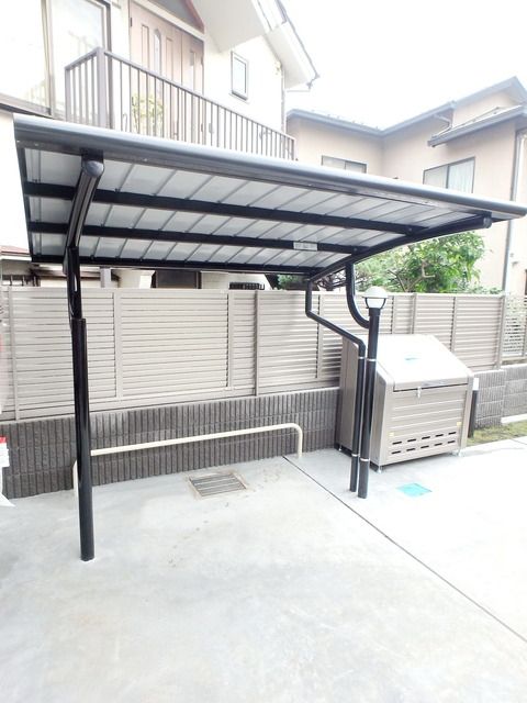 駐車場　★屋根付き駐車場★