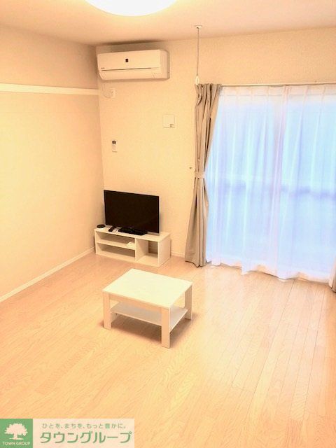 居室・リビング　モダンですっきりとしたお部屋です