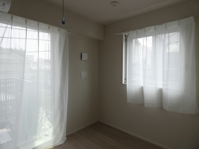 居室・リビング　内観1