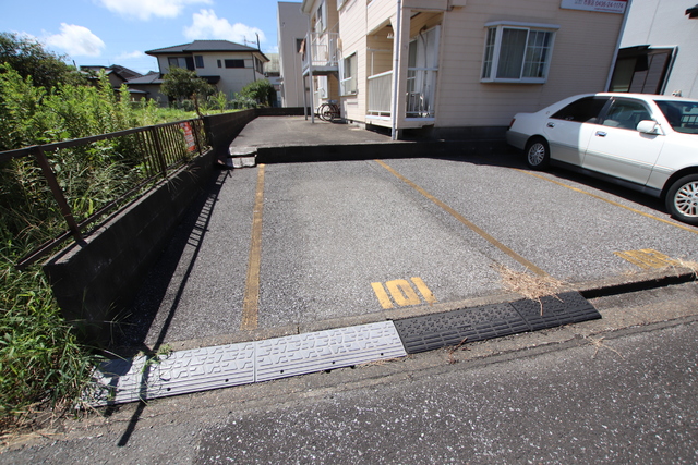 駐車場　要空き確認