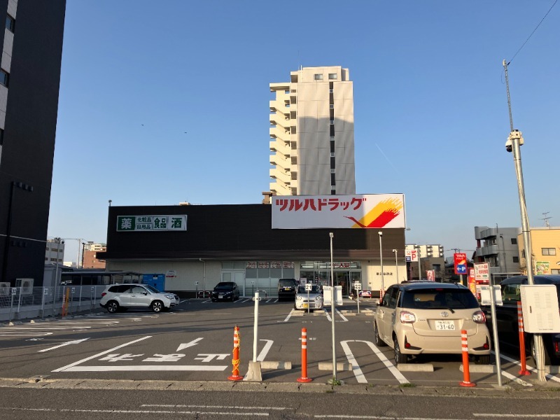 ドラックストア　ツルハドラッグ新潟幸西店（ドラッグストア）まで393m
