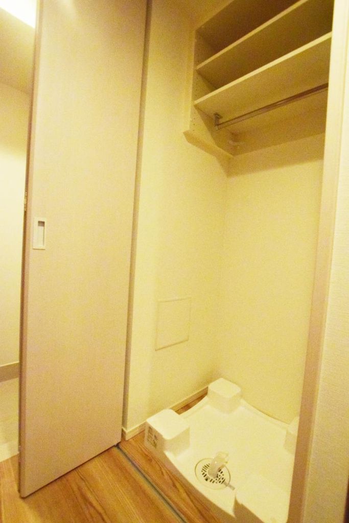その他設備　★床の色見は階数によって異なります★