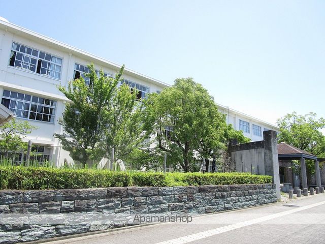 中学校　城東中学校（中学校）まで500m