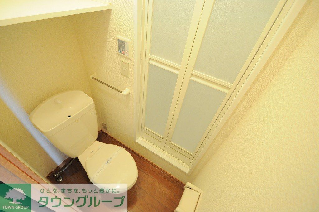 トイレ　同タイプの部屋の写真です。