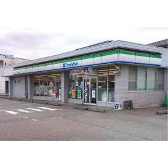 コンビニ　セブンイレブン金沢京町店（コンビニ）まで500m