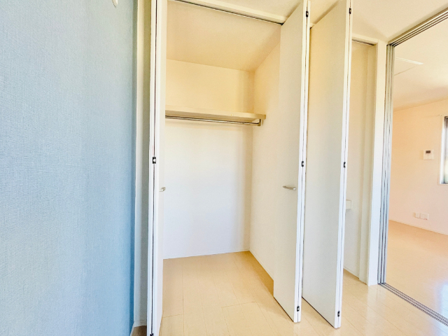 収納　同一建物内２０１号室内装写真転載