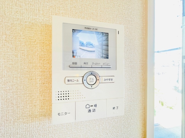 セキュリティ　同一建物内２０１号室内装写真転載