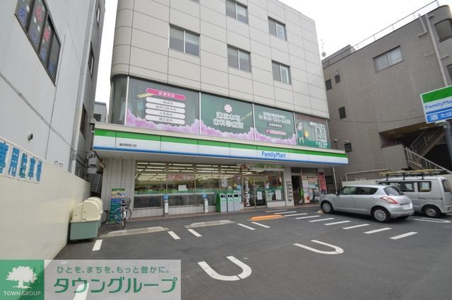 コンビニ　ファミリーマート蓮田駅西口店（コンビニ）まで1686m