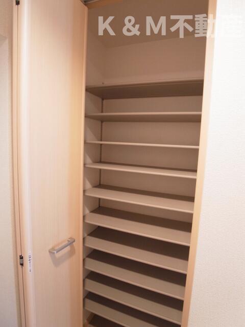 収納　大きなものも収納できそうです