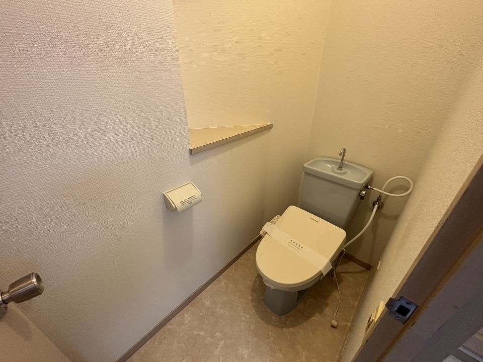 トイレ　洋式トイレです