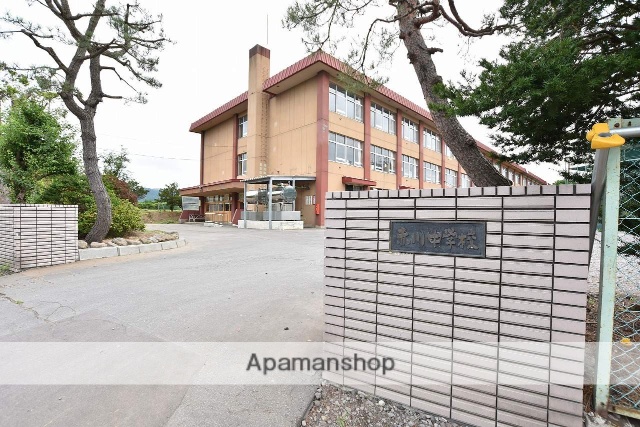 中学校　赤川中学校（中学校）まで698m