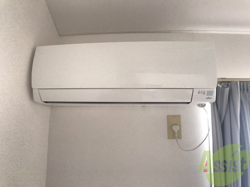 トイレ　エアコンが設置済みです。入居後すぐに使用できます